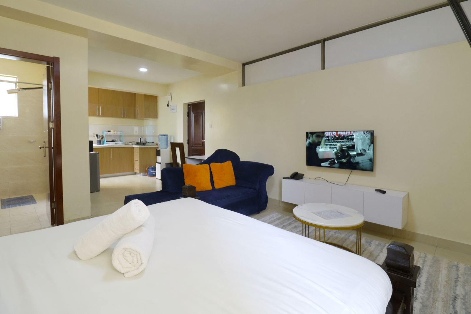 2 Bedroom Apartment